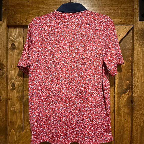 New Walter Hagen Men's Red Floral Shirt - Picture 3 of 3